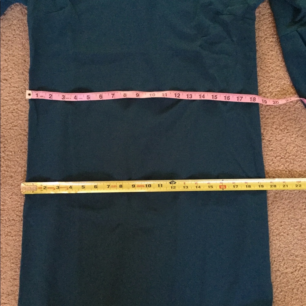 Pretty Bell Sleeve Dress - Picture 6 of 7